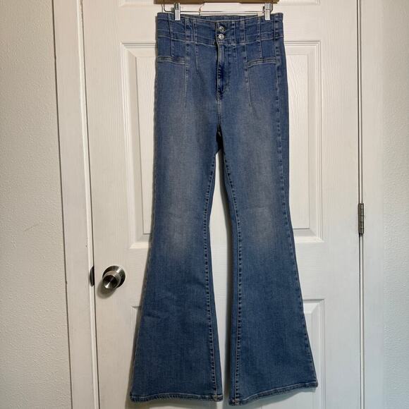 NWT Free People We The Free Jayde Flare Jeans - Picture 3 of 8